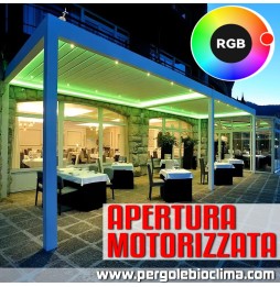 Pergole bioclimatiche con lamelle orientabili e movimento motorizzato , impianto led rgb di serie